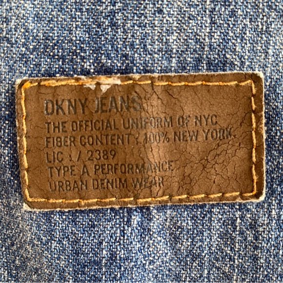 Cool EUC Vintage DKNY Y2K Denim Jacket Size M - Picture 6 of 9